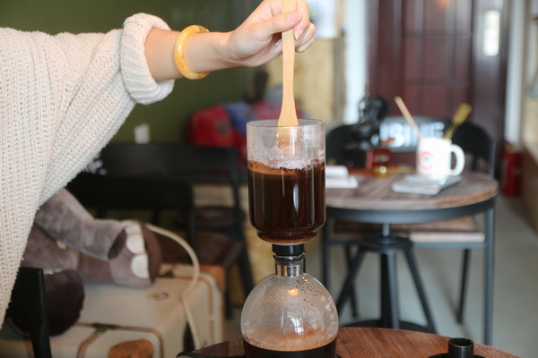 手工DIY咖啡制作方法（虹吸式）